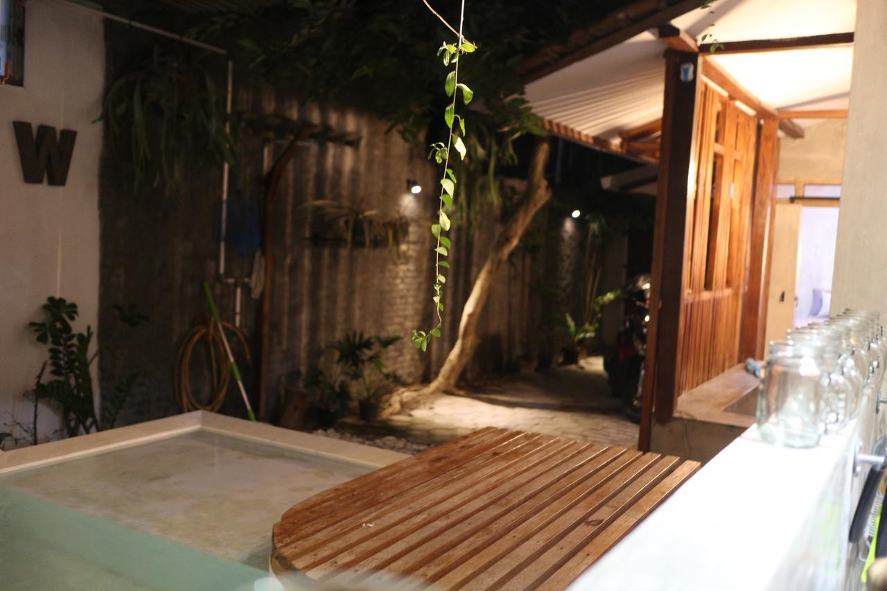 Hostel Trava House Yogyakarta Exteriér fotografie